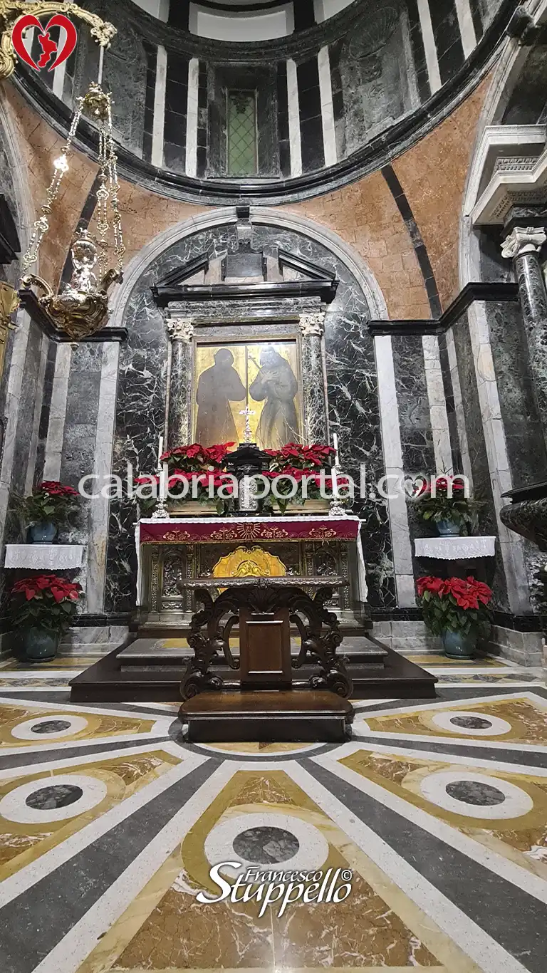 Cappella di San Francesco nella Basilica di Santa Maria degli Angeli a Paola Cappella di San Francesco nella Basilica di Santa Maria degli Angeli a Paola