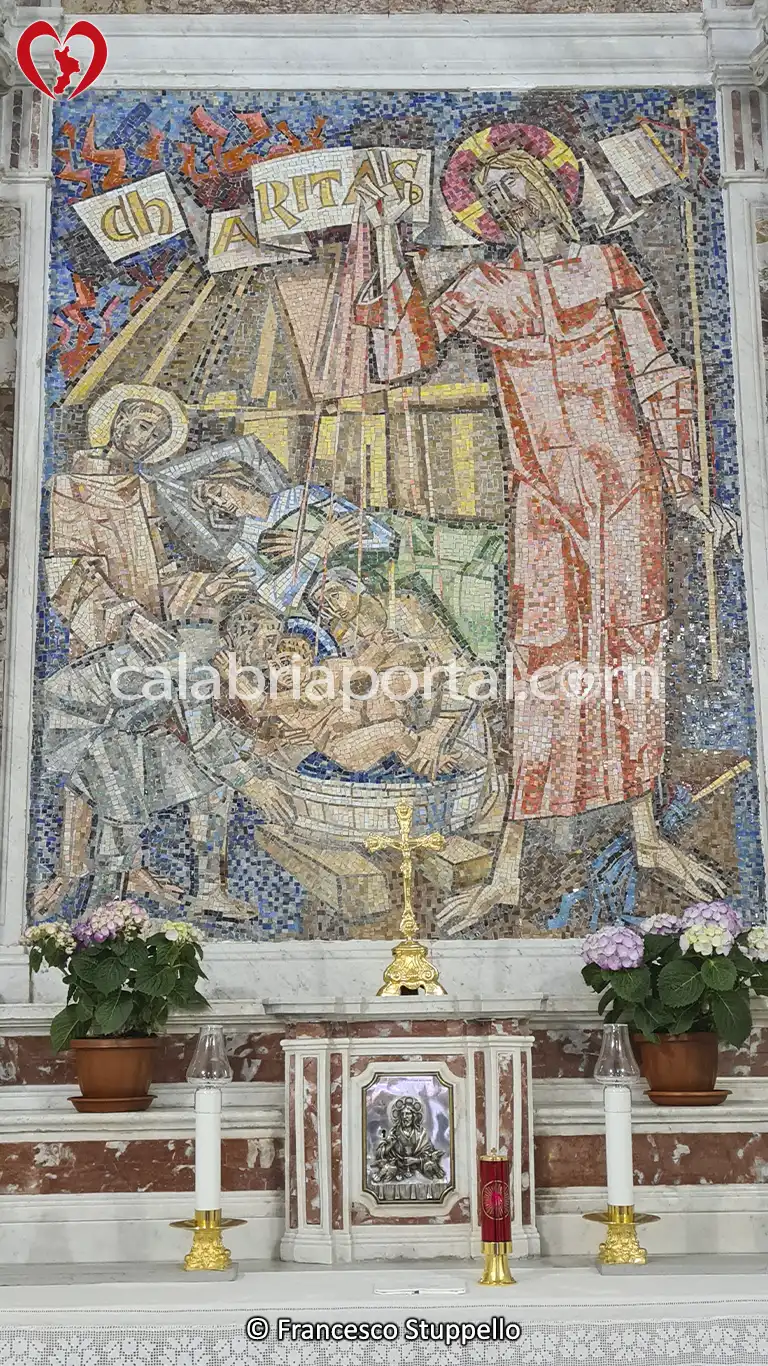 Mosaico della Casa di San Francesco da Paola dell'artista ungherese Giovanni Hajnal Mosaico della Casa di San Francesco da Paola dell'artista ungherese Giovanni Hajnal