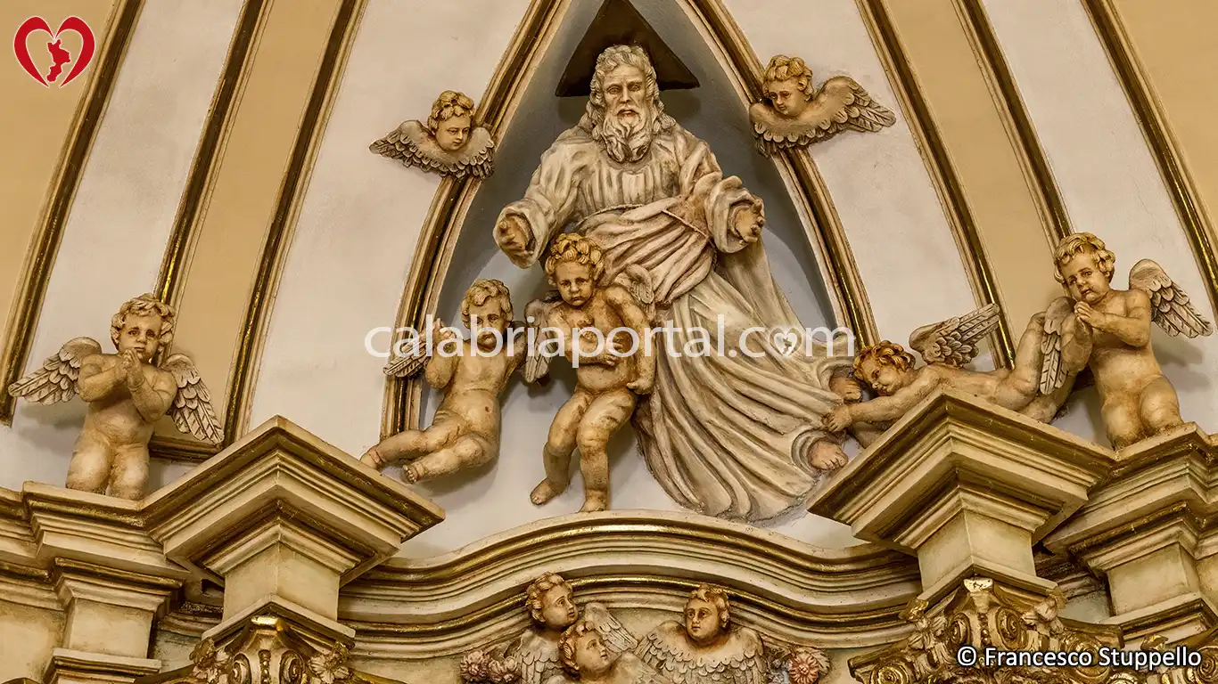 Decorazione della Chiesa della Madonna del Carmine a Paola (CS)