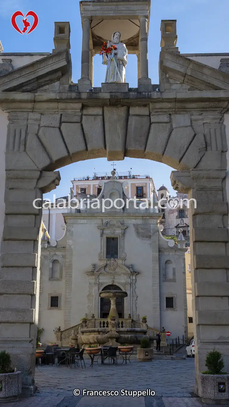 Chiesa di Montevergine a Paola (CS)