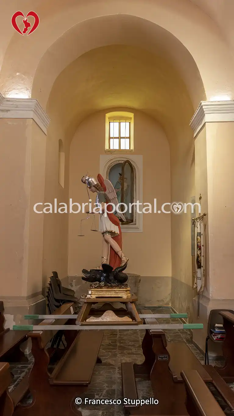 Braccio Est della Chiesa di San Michele Arcangelo a Paola (CS) Braccio Est della Chiesa di San Michele Arcangelo a Paola (CS)