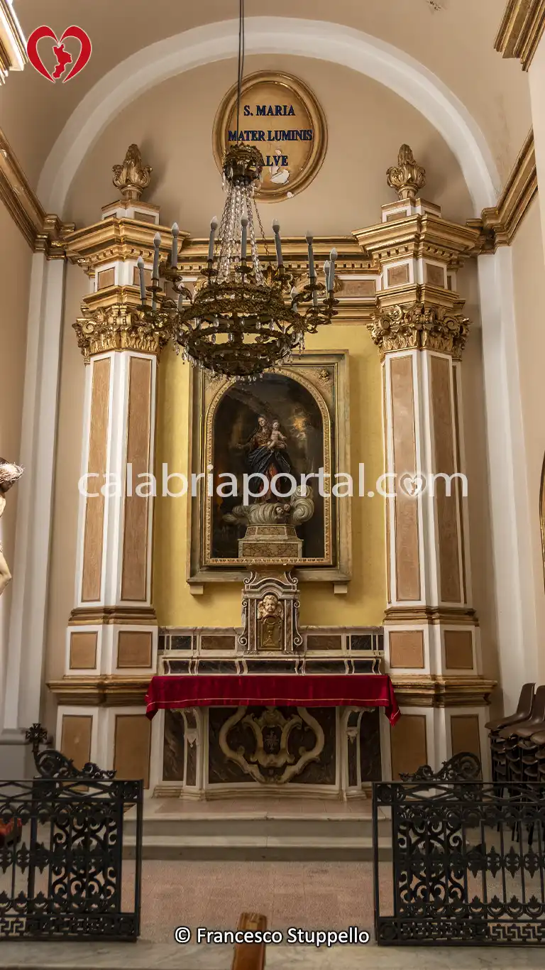 Cappella della Chiesa del SS. Rosario a Paola (CS) Cappella della Chiesa del SS. Rosario a Paola (CS)