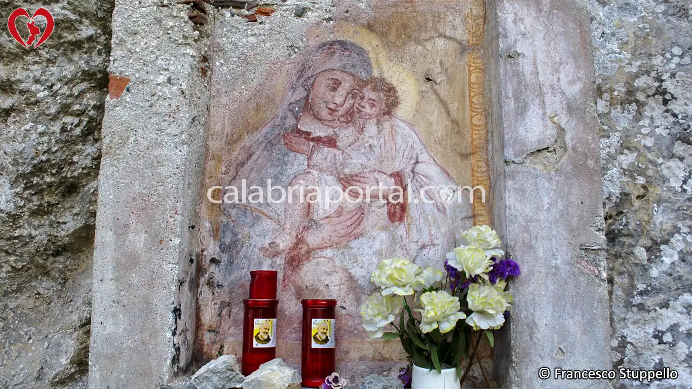 Affresco del Sentiero del Monaco a Papasidero Affresco del Sentiero del Monaco a Papasidero