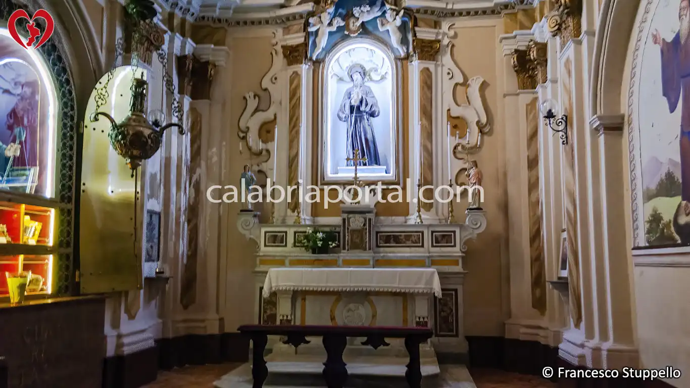Cappella di San Francesco a Paterno Calabro Cappella di San Francesco a Paterno Calabro