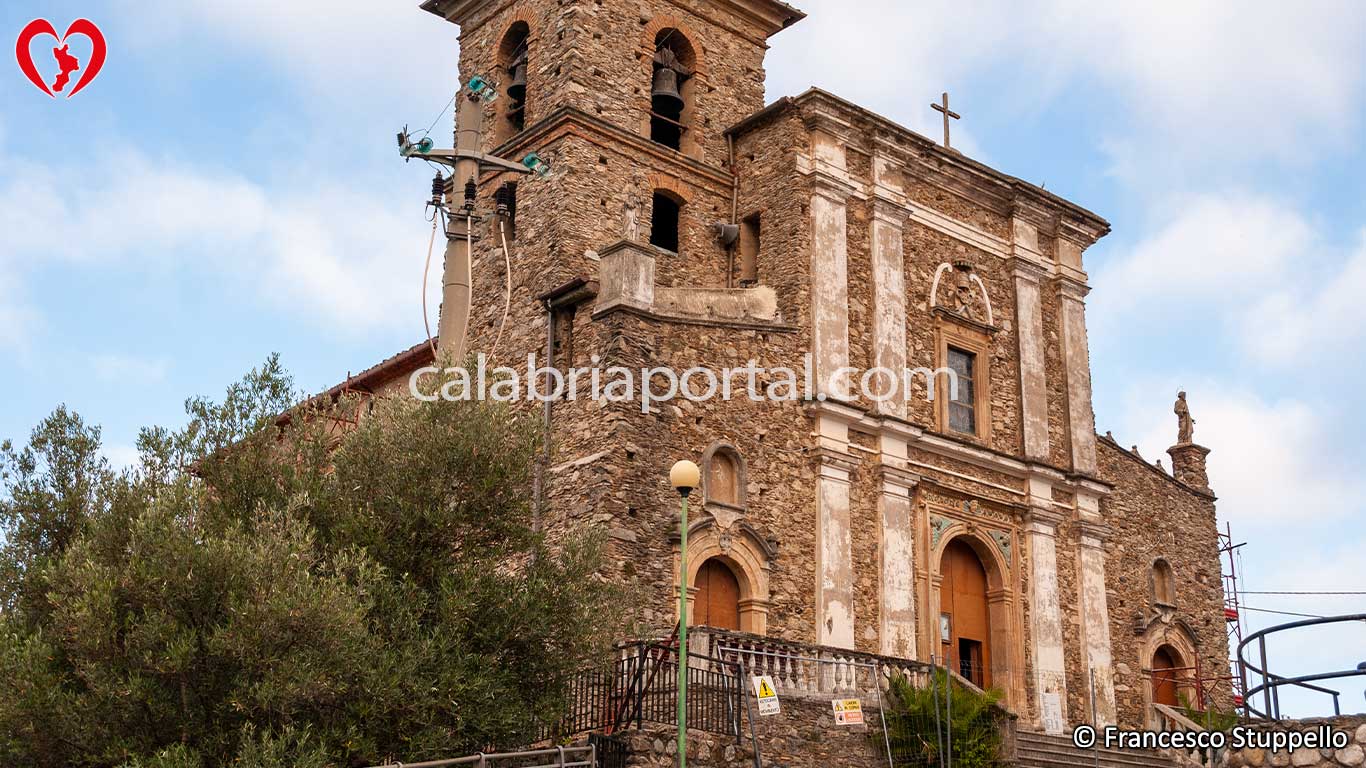 Pedivigliano (CS): Chiesa dei SS. Pietro e Paolo