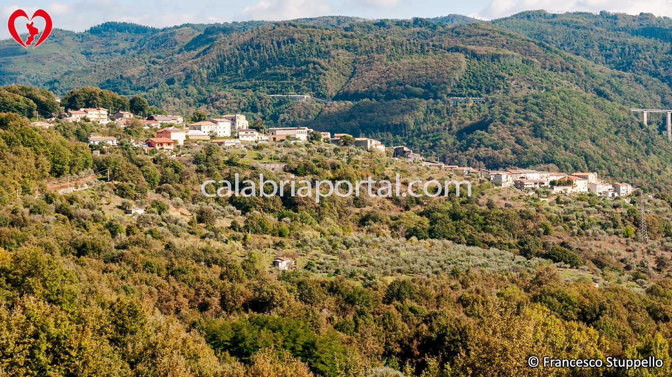 Serra e Petrisi (CS)