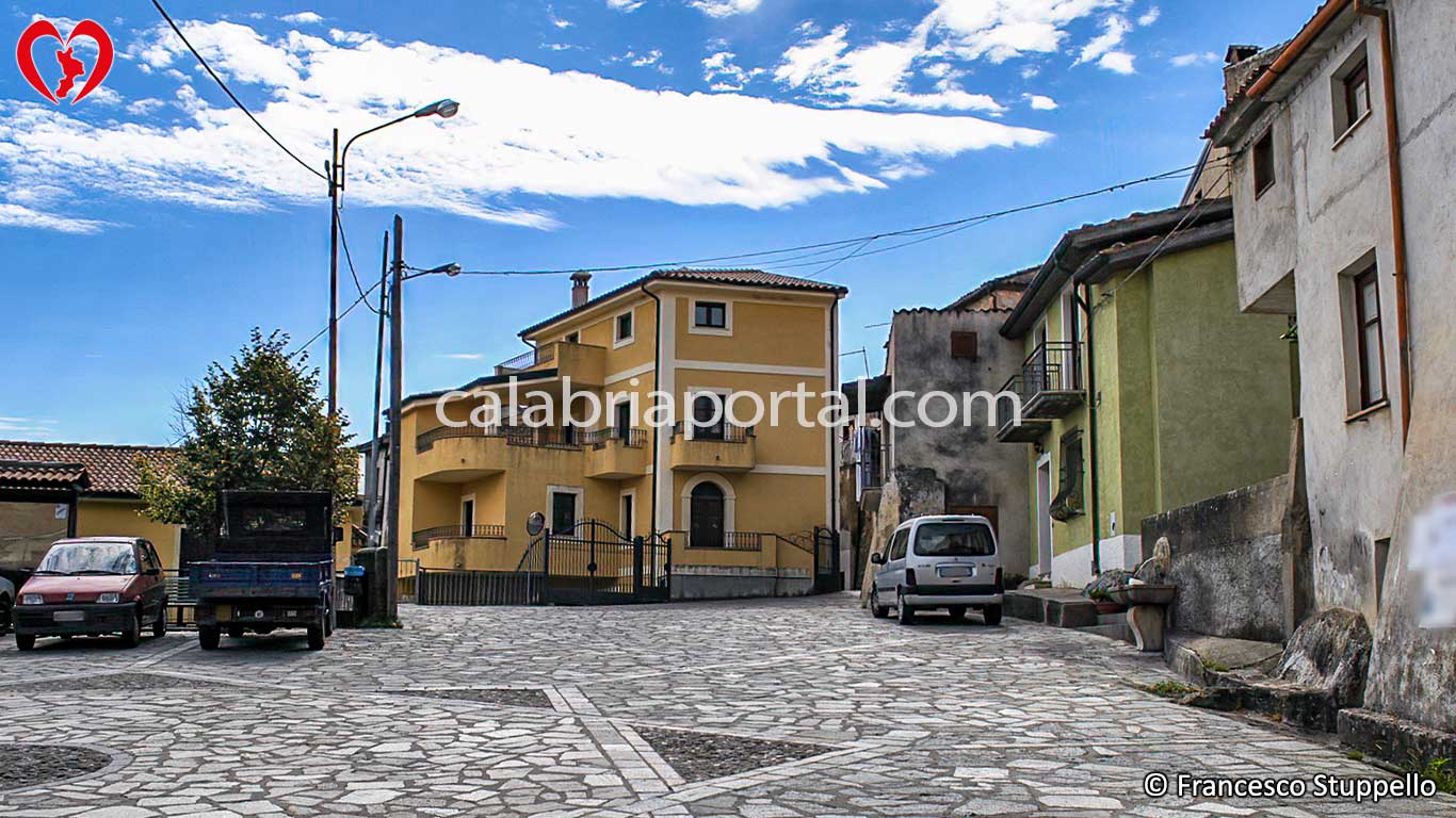 Scorcio di Policastrello (CS) Scorcio di Policastrello (CS)