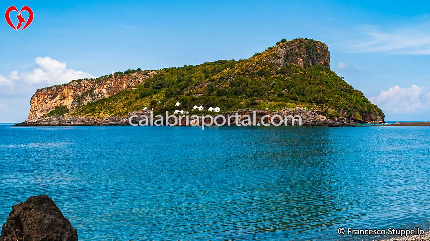 Praia a Mare: l'Isola di Dino