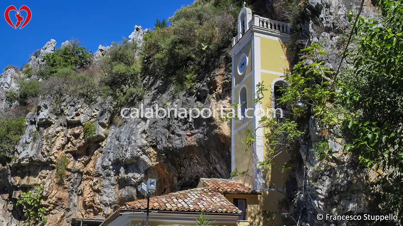 Santuario Della Madonna Del Mare Santuario della Madonna della Grotta a Praia a Mare