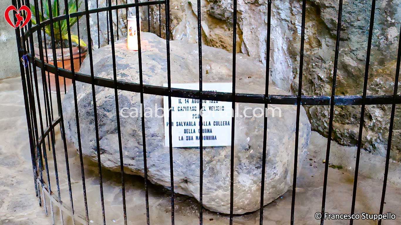 Santuario della Madonna della Grotta a Praia a Mare (CS)