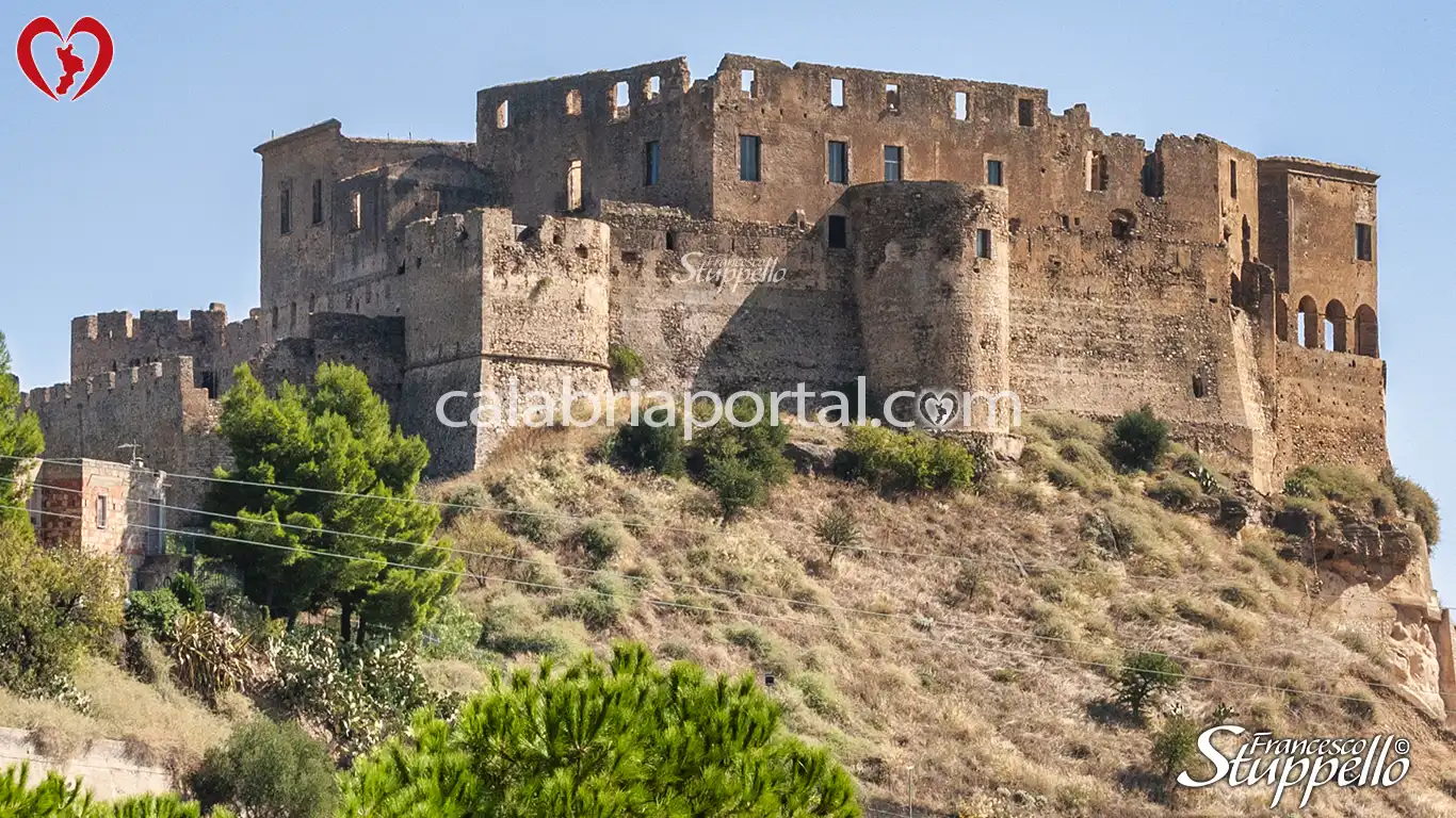 Castello Svevo di Rocca Imperiale Castello Svevo di Rocca Imperiale