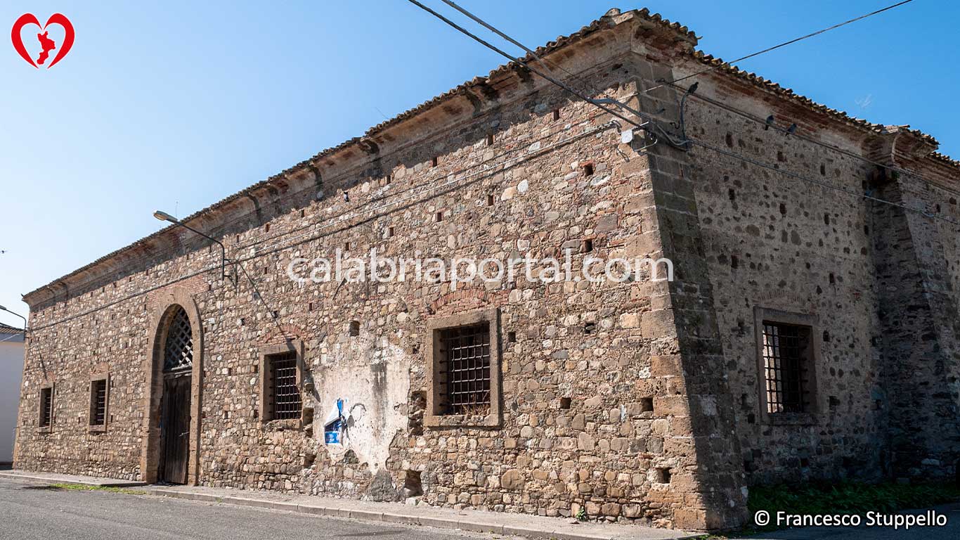 Antico Magazzino a Rocca Imperiale (CS)