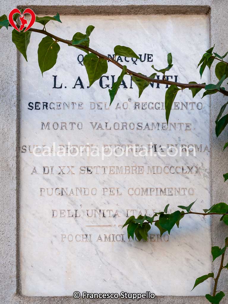 Monumento a Gianniti a Rocca Imperiale (CS)
