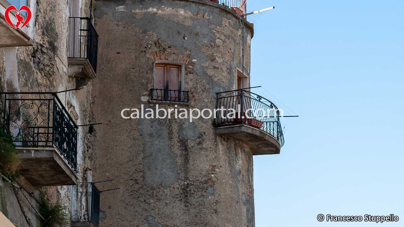 Rocca Imperiale (CS): Torre Aragonese
