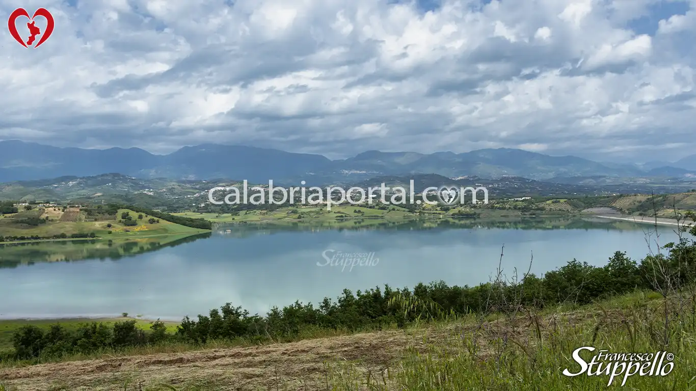 Lago dell'Esaro Lago dell'Esaro