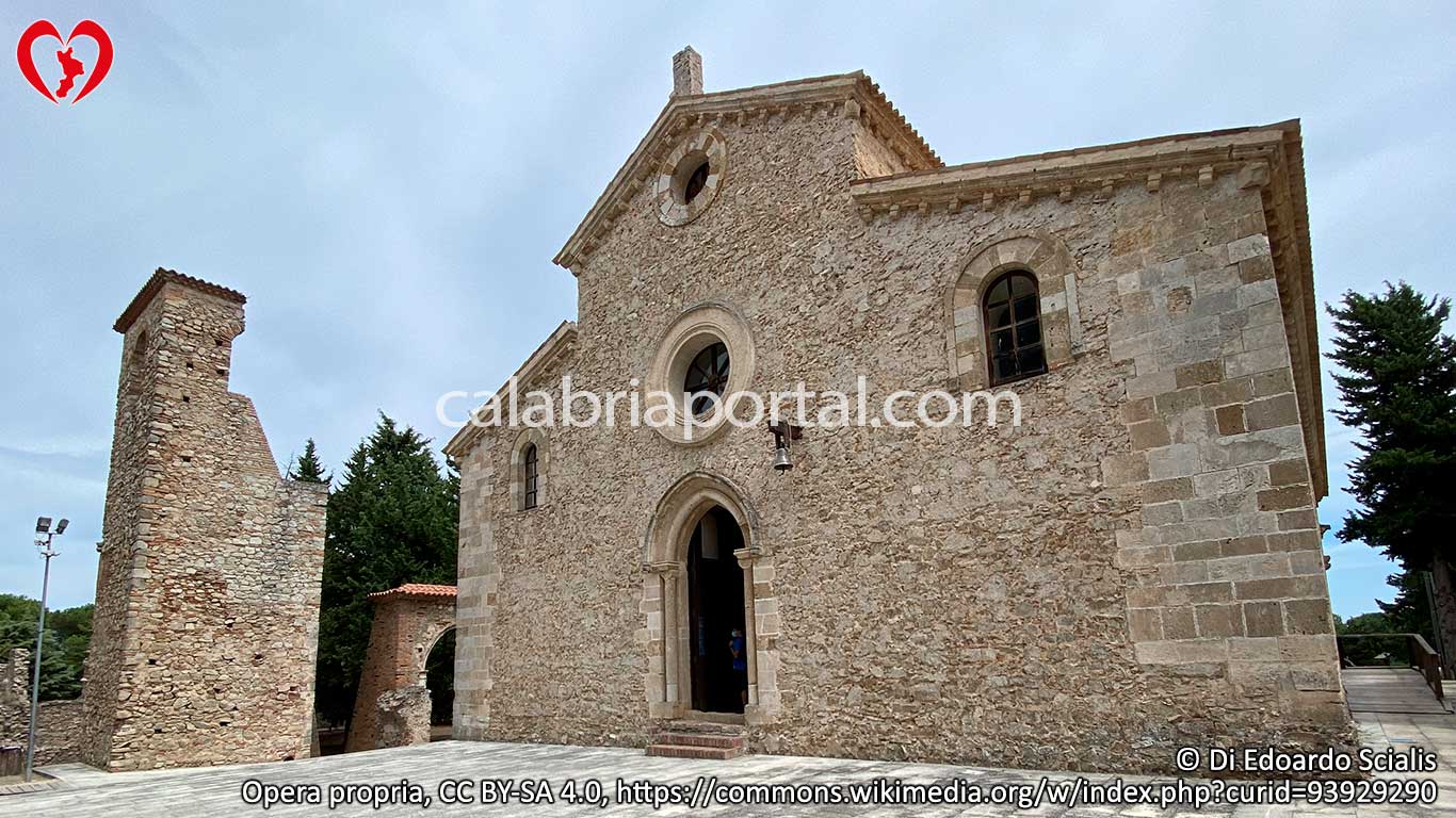 Abbazia di Santa Maria del Patire a Rossano (CS) Abbazia di Santa Maria del Patire a Rossano (CS)