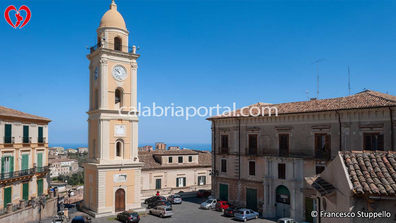 Torre dell'Orologio a Rossano (CS) Torre dell'Orologio a Rossano (CS)