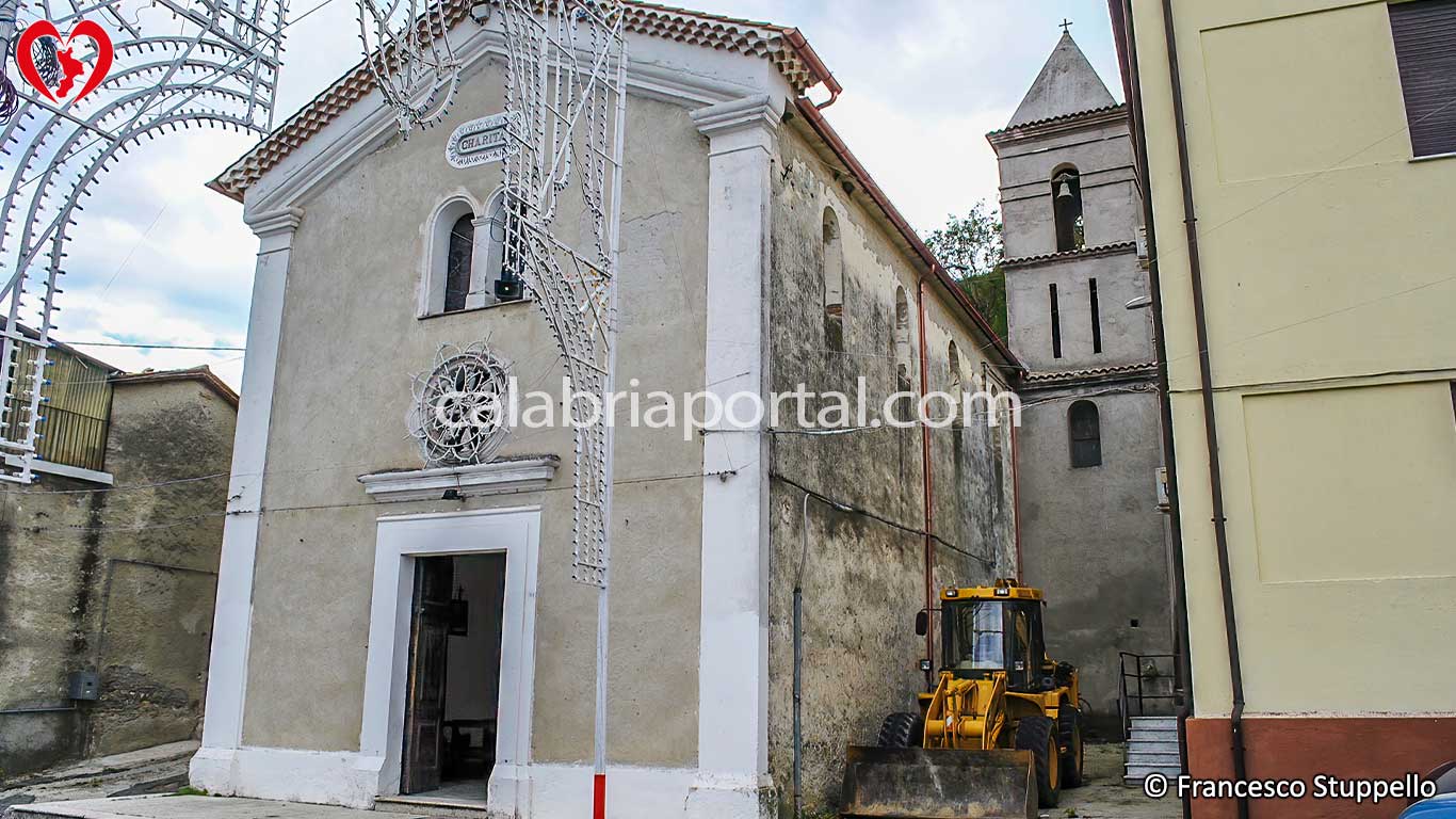Chiesa di San Francesco da Paola a Rota Greca (CS) Chiesa di San Francesco da Paola a Rota Greca (CS)