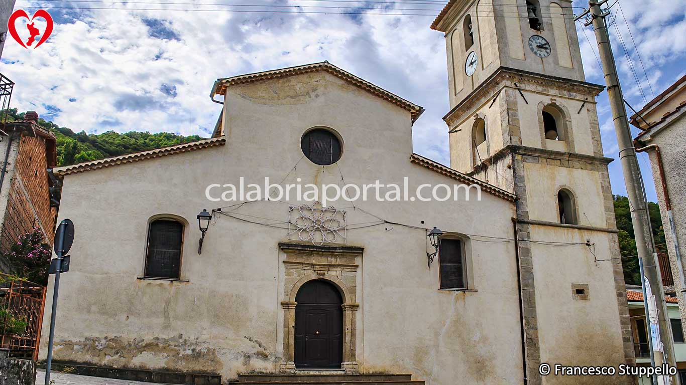Chiesa di Santa Maria Assunta a Rota Greca (CS) Chiesa di Santa Maria Assunta a Rota Greca (CS)