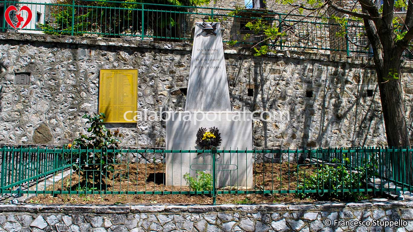 Monumento ai Caduti per la Patria di San Lorenzo Bellizzi (CS)