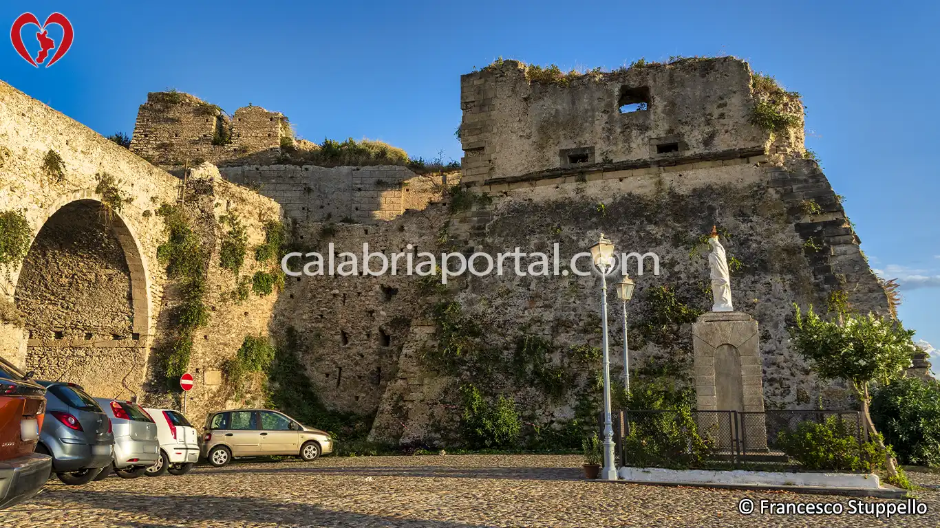 Castello Ruffo a San Lucido