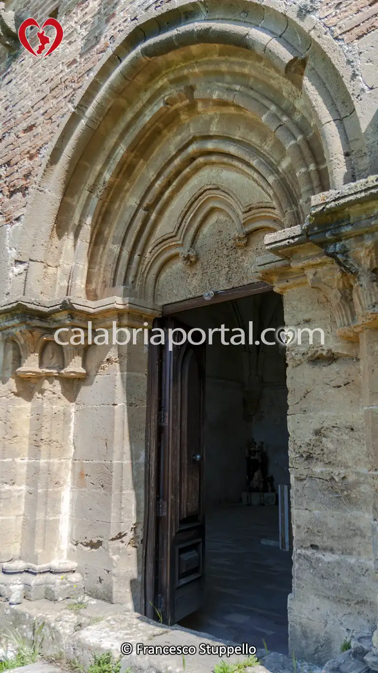 Abbazia di Santa Maria della Matina a San Marco Argentano (CS) Abbazia di Santa Maria della Matina a San Marco Argentano (CS)