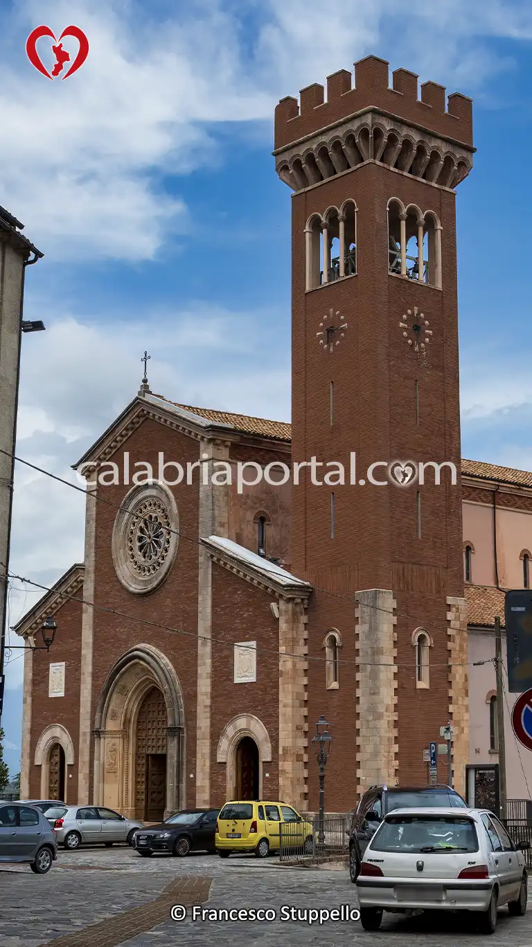 Facciata della Cattedrale di San Marco Argentano (CS)