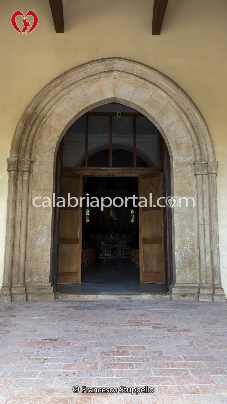 Portale d'Ingresso della Chiesa della Riforma a San Marco Argentano Portale d'Ingresso della Chiesa della Riforma a San Marco Argentano