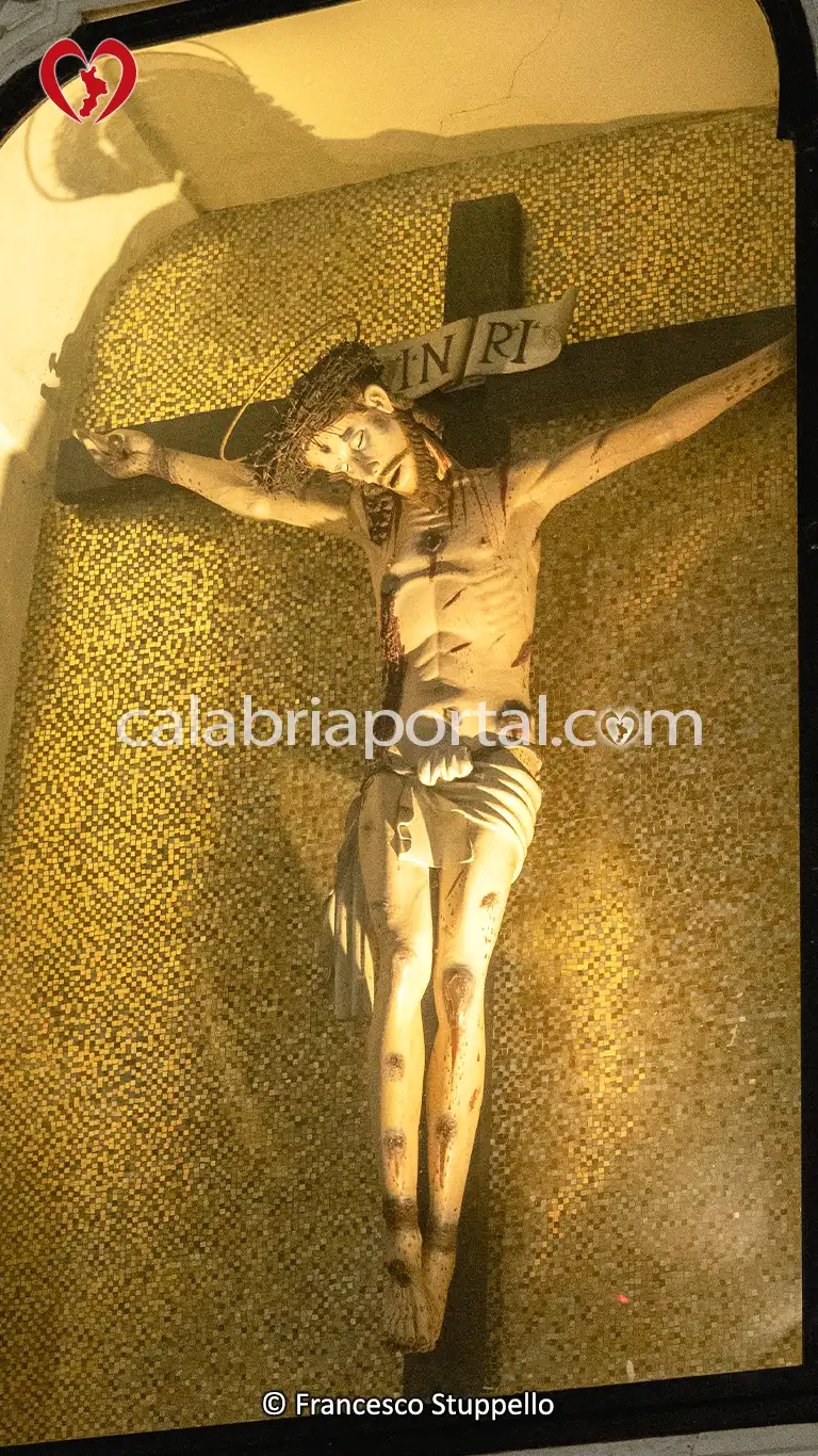 Il Crocifisso Ligneo di Padre Umile da Petralia Il Crocifisso Ligneo di Padre Umile da Petralia