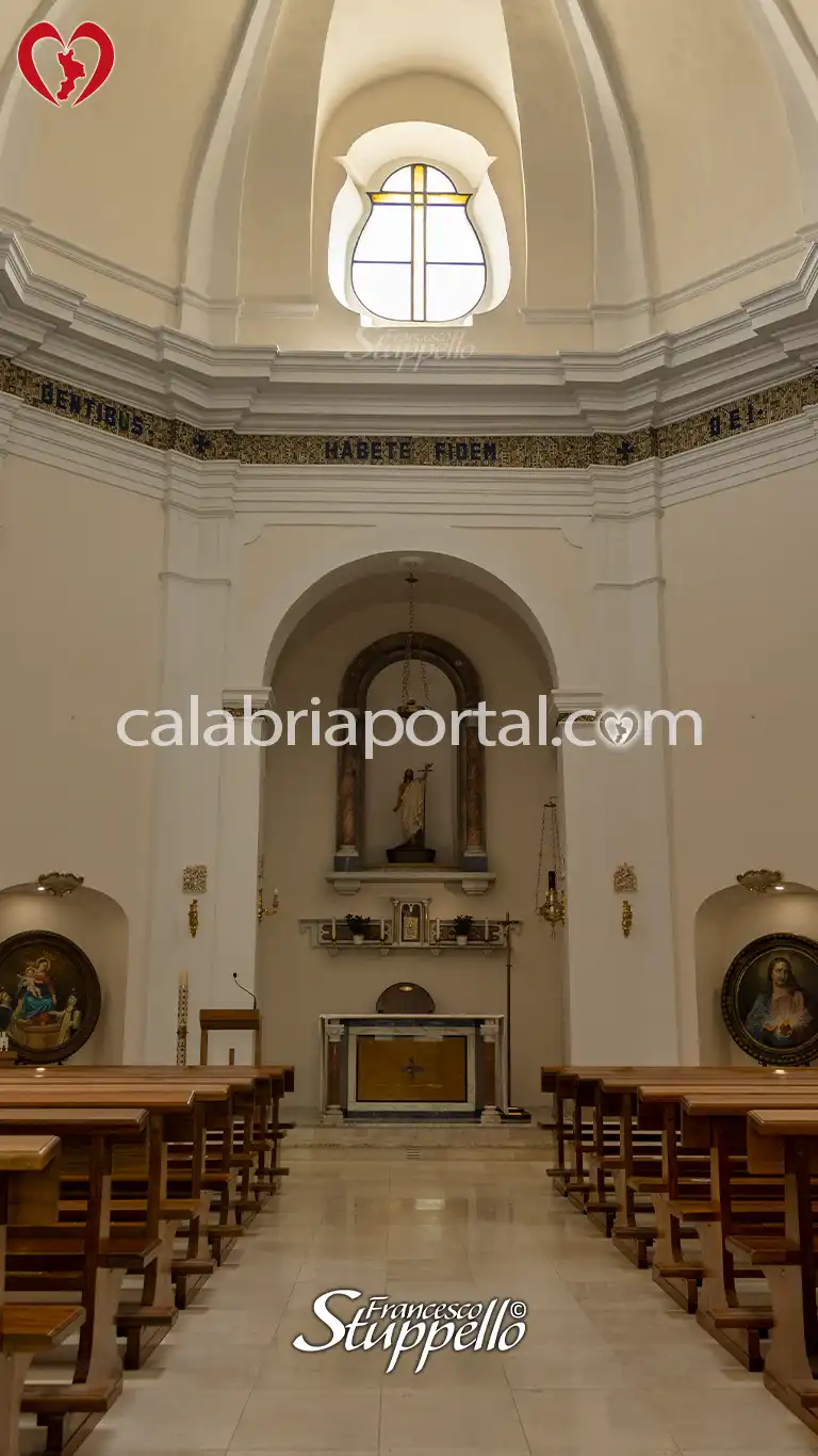 Navata della Chiesa di San Marco Evangelista a San Marco Argentano
