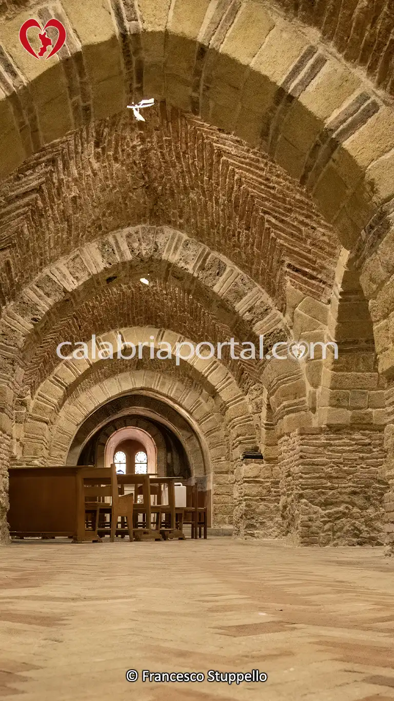 Scorcio delle Arcate Centrali della Cripta Normanna a San Marco Argentano (CS)