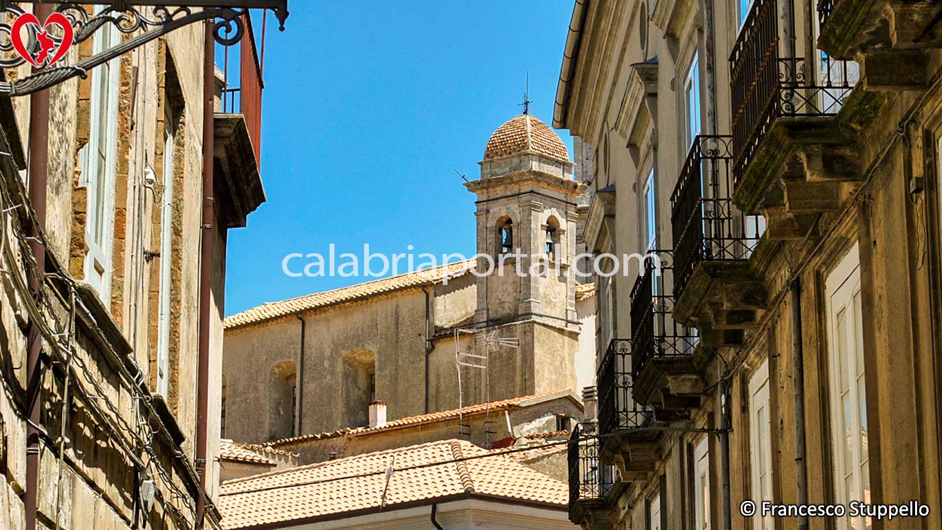 Chiesa dell'Immacolata Concezione a San Fili (CS) - Campanile e Facciata Laterale Chiesa dell'Immacolata Concezione a San Fili (CS) - Campanile e Facciata Laterale