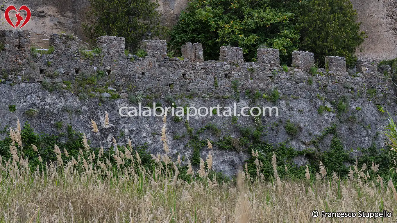 Castello del Principe a Sangineto (CS) Castello del Principe a Sangineto (CS)