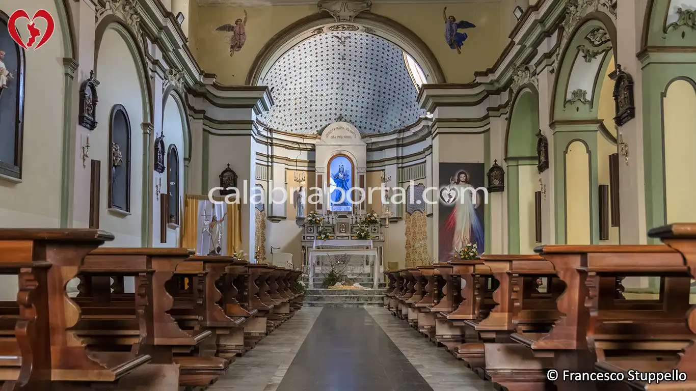 La Chiesa Matrice di Santa Maria della Neve a Sangineto La Chiesa Matrice di Santa Maria della Neve a Sangineto
