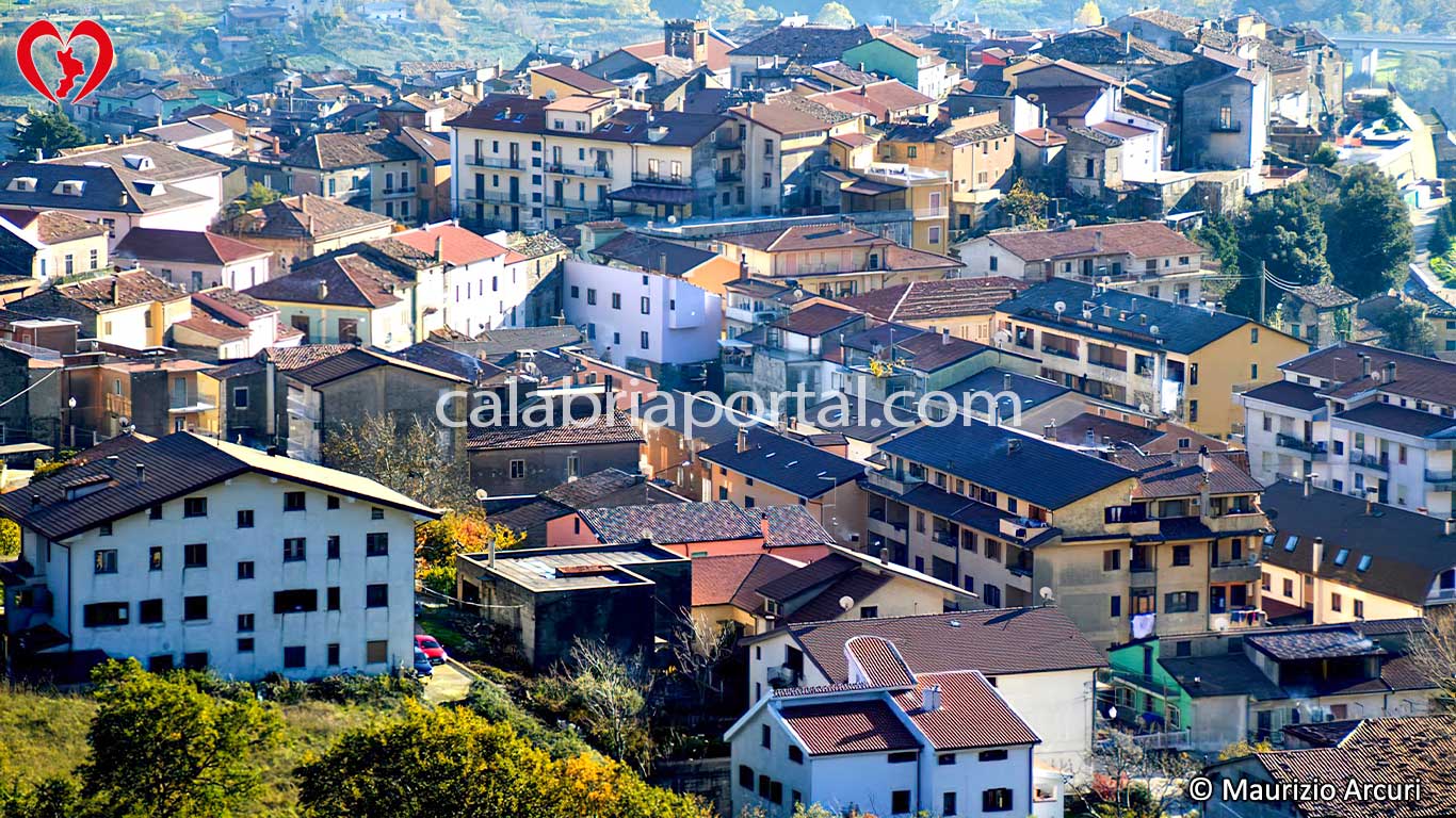 Scorcio di Sant'Agata di Esaro (CS) Scorcio di Sant'Agata di Esaro (CS)