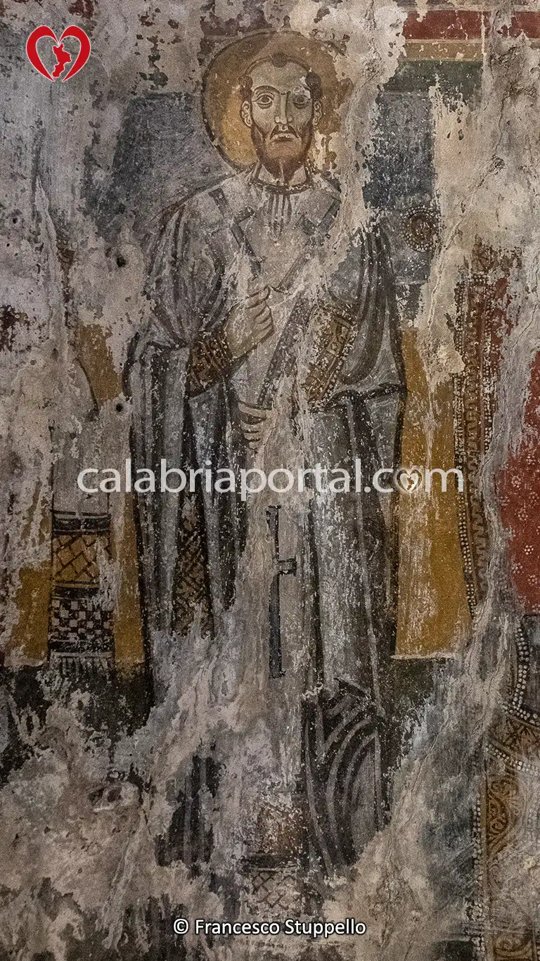 Affresco di Santo nell'Abside della Chiesa dello Spedale a Scalea (CS) Affresco di Santo nell'Abside della Chiesa dello Spedale a Scalea (CS)