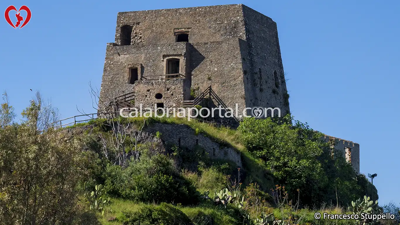 Torre Talao a Scalea (CS) Torre Talao a Scalea (CS)