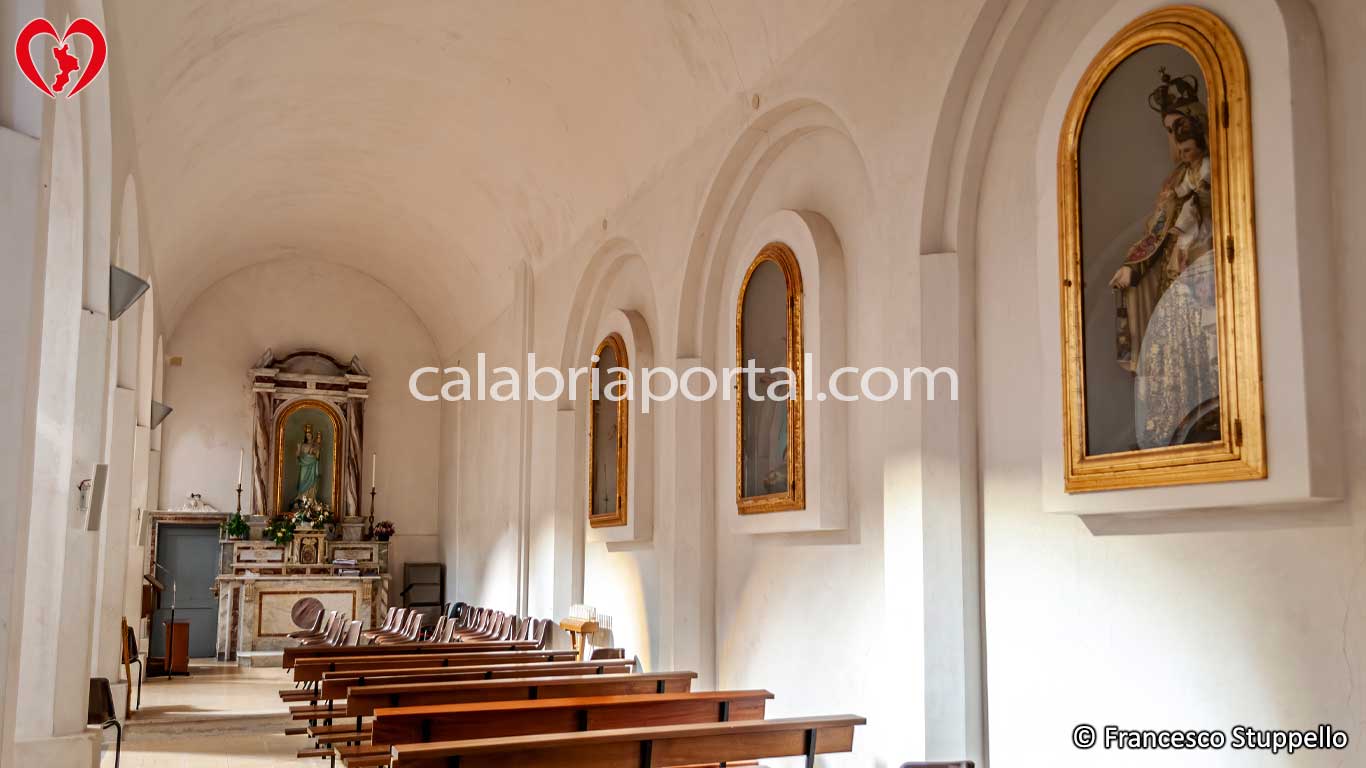 Chiesa di Santa Maria della Stella a Scarcelli (CS) Chiesa di Santa Maria della Stella a Scarcelli (CS)