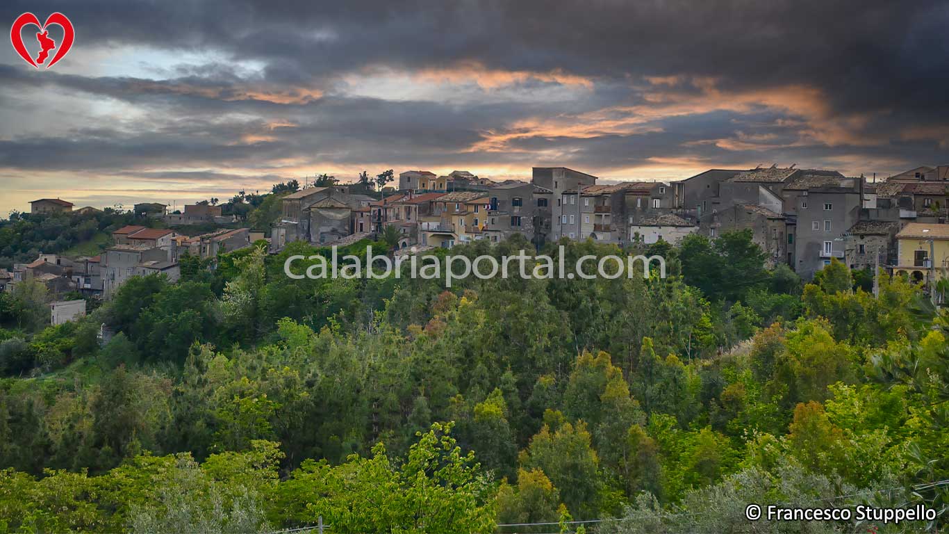 Serra d'Aiello (CS)