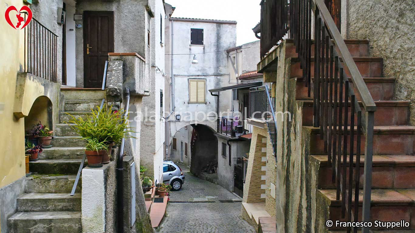 Scorcio del Borgo di Serra d'Aiello (CS)