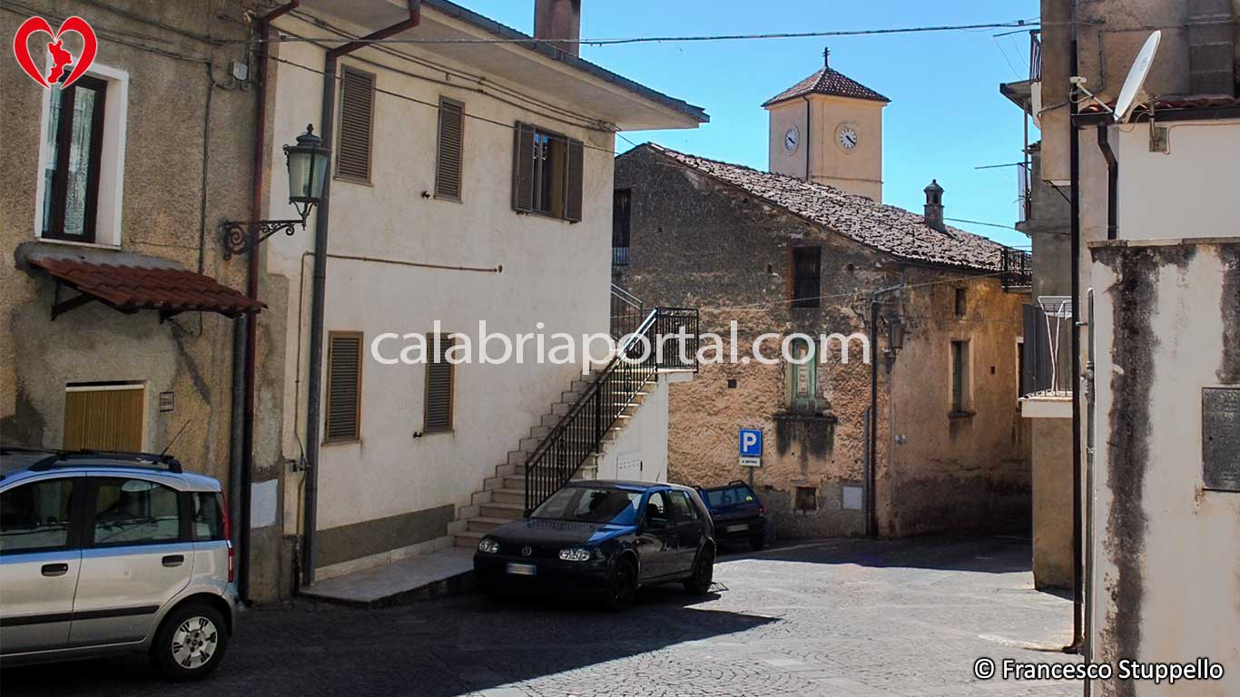 Scorcio di Spezzano Piccolo (CS) Scorcio di Spezzano Piccolo (CS)