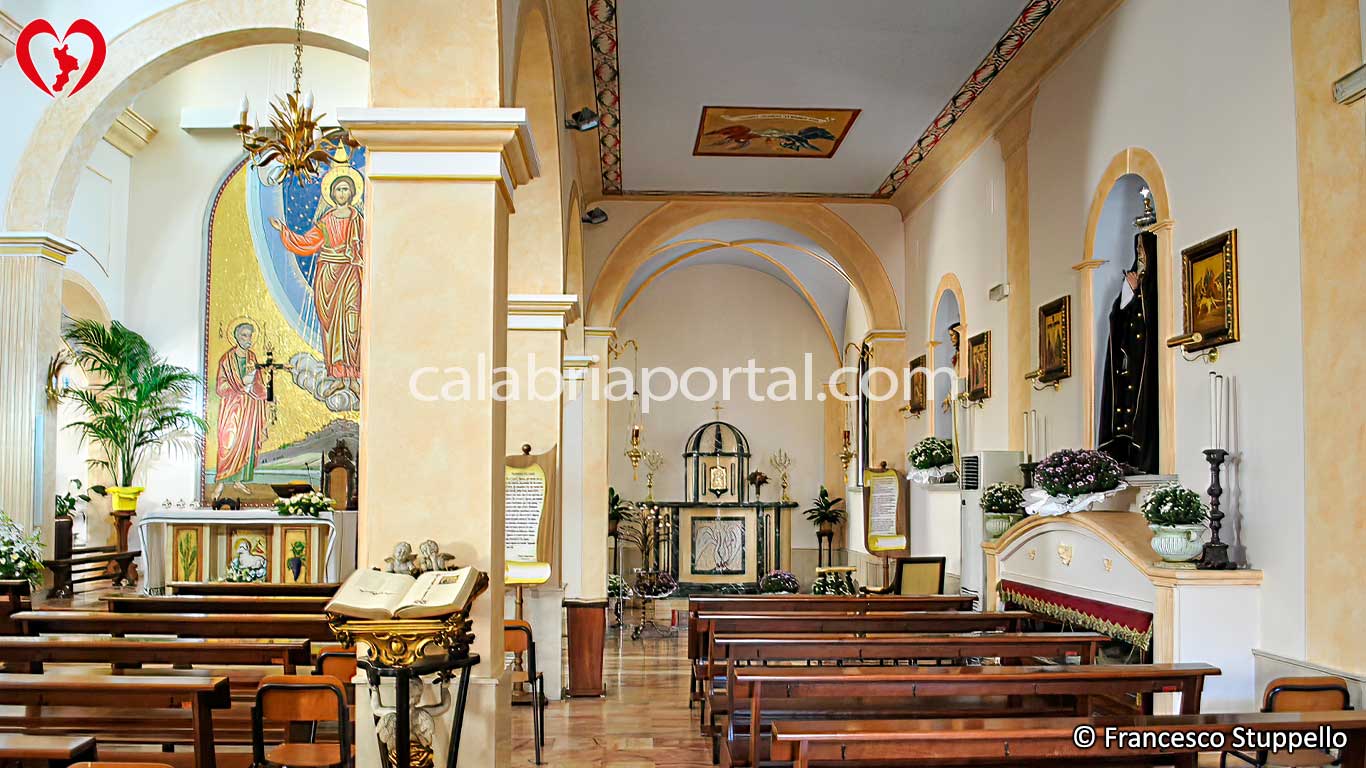 Chiesa dei SS. Pietro e Paolo a Tarsia (CS) Chiesa dei SS. Pietro e Paolo a Tarsia (CS)