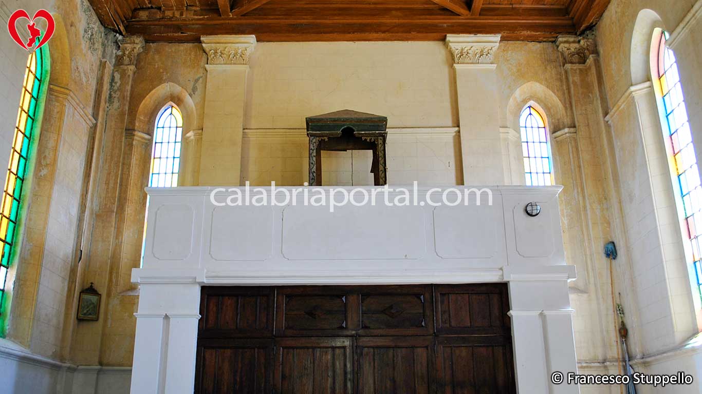Chiesa di Santa Marina Vergine a Terrati (CS) Chiesa di Santa Marina Vergine a Terrati (CS)