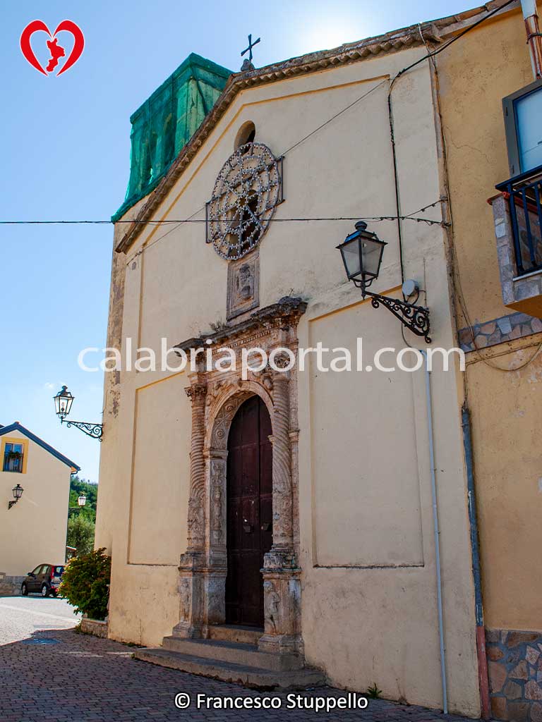 Chiesa di San Francesco Saverio a Tessano (CS) Chiesa di San Francesco Saverio a Tessano (CS)