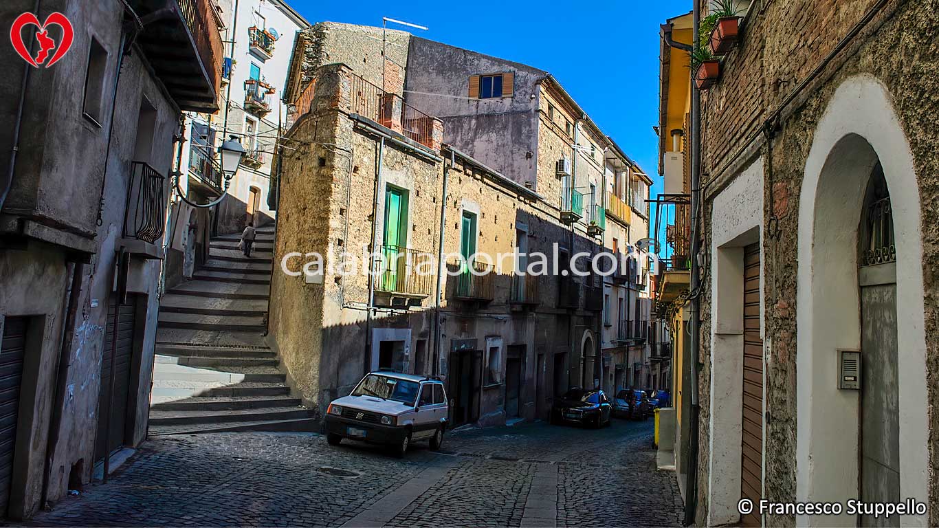 Scorcio di Torano Castello (CS) Scorcio di Torano Castello (CS)