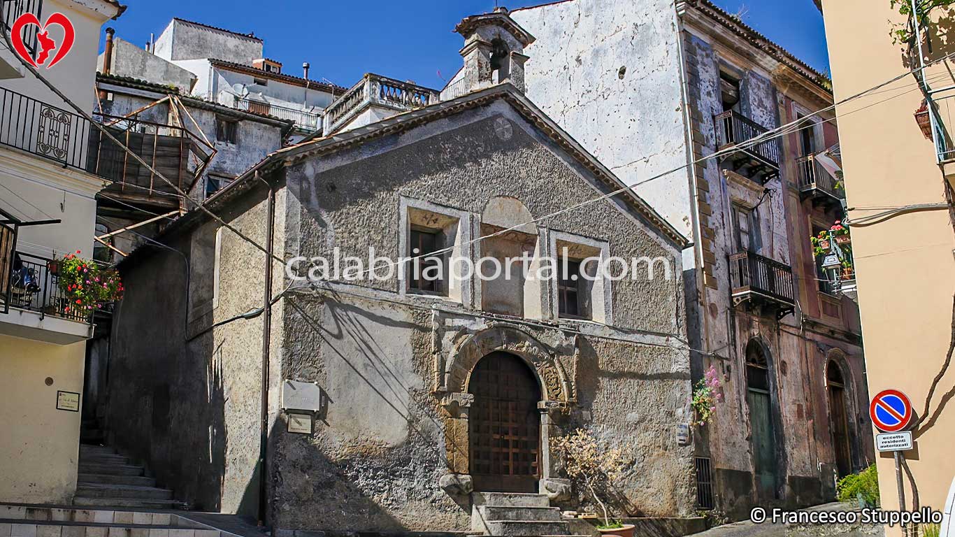Chiesa delle Anime del Purgatorio a Tortora (CS) Chiesa delle Anime del Purgatorio a Tortora (CS)
