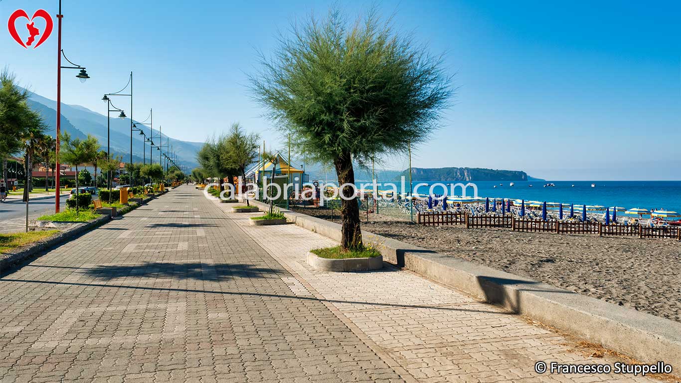 Lungomare di Tortora Marina (CS)