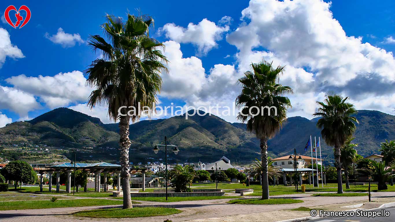 Piazza Stella Maris a Tortora Marina (CS)