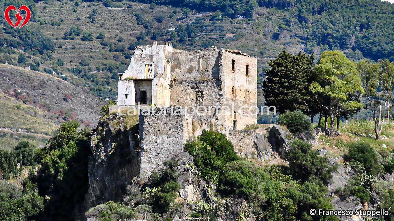 Torrenave a Tortora Marina (CS)