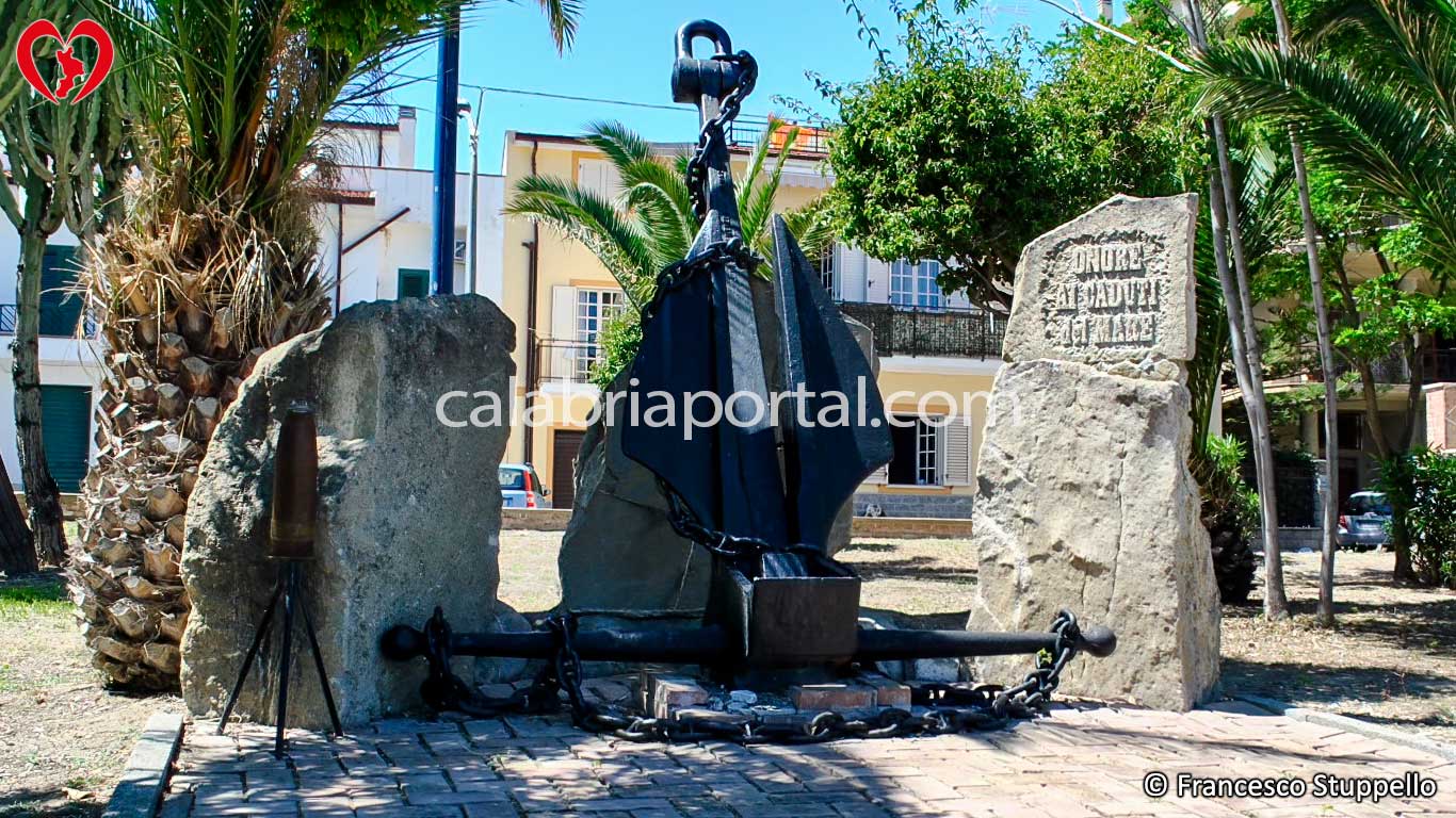 Monumento ai Caduti in Mare di Trebisacce (CS)